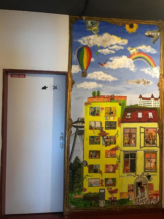 Urban Elephants Hostel Bratislava Eksteriør bilde